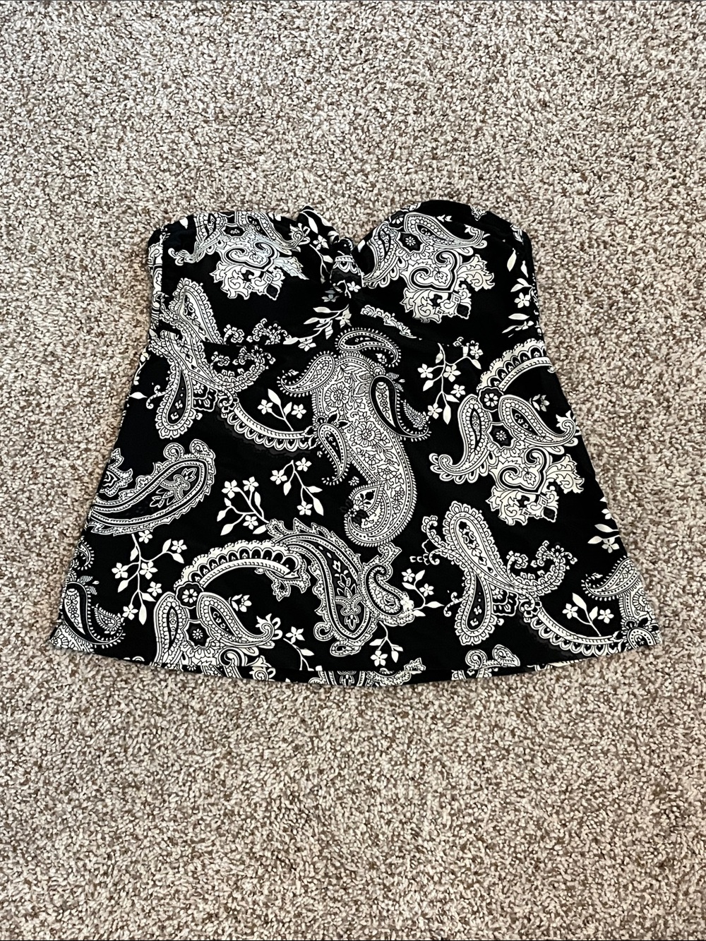 Black & White Paisley Strapless Tankini Top